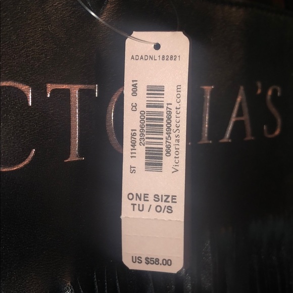 New Victoria’s Secret black fringe tote with snap - Picture 3 of 8